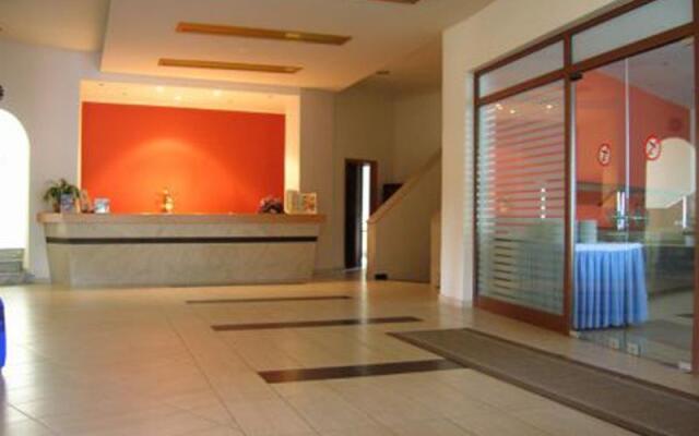Relax Hotel
