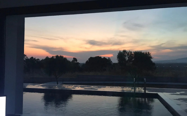 Merelia Luxury Villas