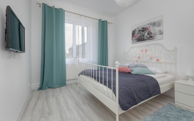 Spacious Grunwaldzka 77 by Renters
