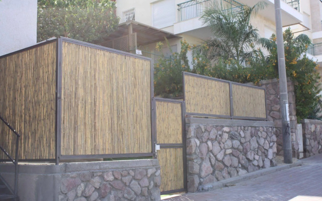 Rich Luxury Suites
