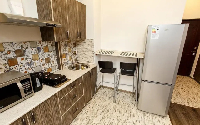 uyutnaya kvartira na beregu Chernogo morya