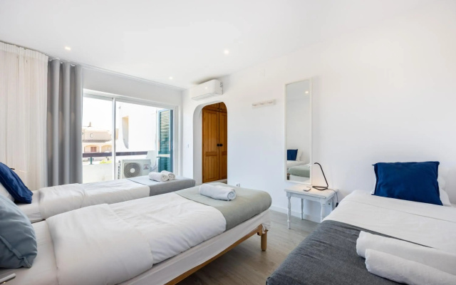 Apartment Julio Pomar, swimming pool