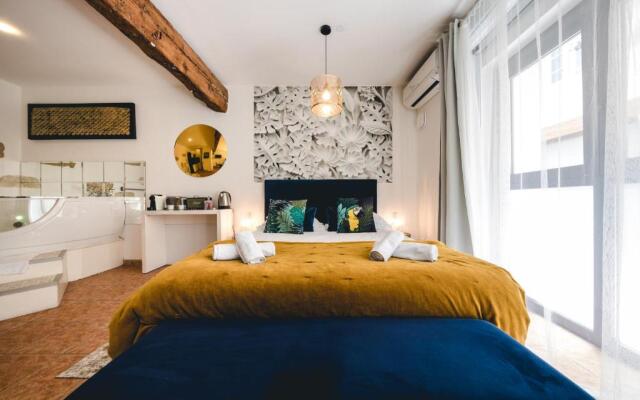 Les Précieuses Suites & Spa I