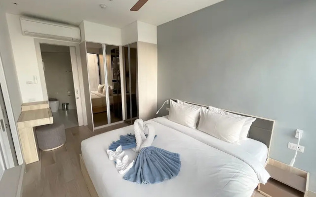 Modern apartment at Cassia by Lofty