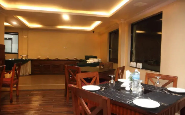 Capital O 699 Hotel Sneha