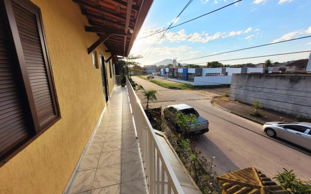 CASA AMARELA UBATUBA ii