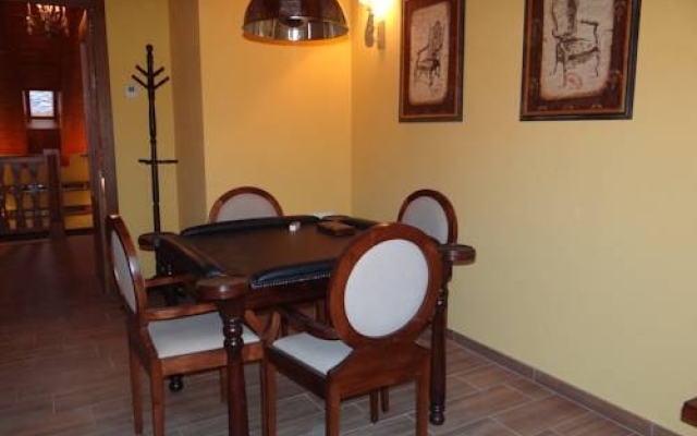 Alba D'Esteve. Casa Rural