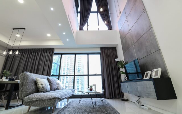 Victoria Home M City