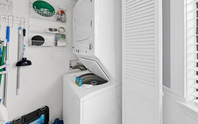 Crystal Village II, Unit 19B