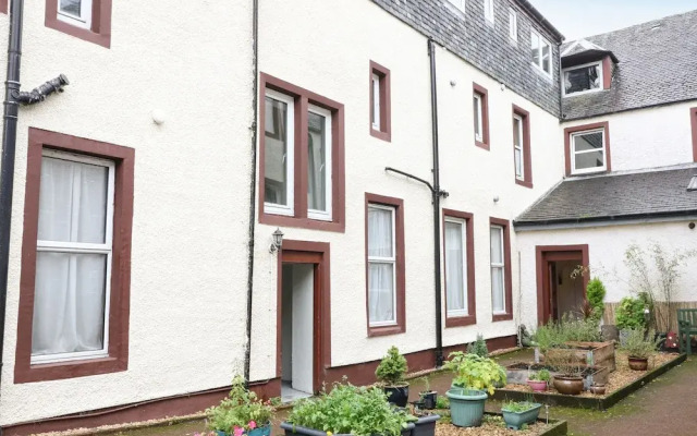 Aberfoyle Apartment