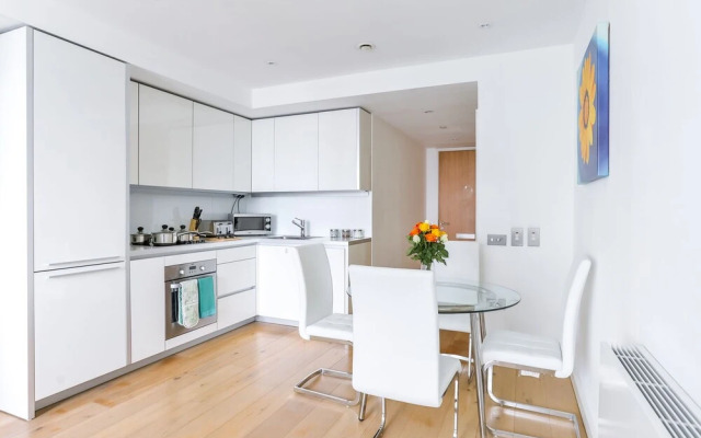High Living Cosy Flat Next to Zone 1