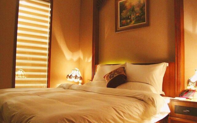 Weite Lande Garden Hotel
