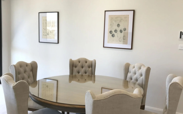 Knightsbridge Canberra