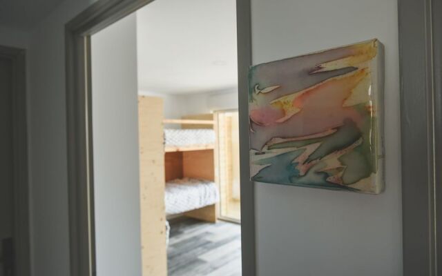 Body surf house