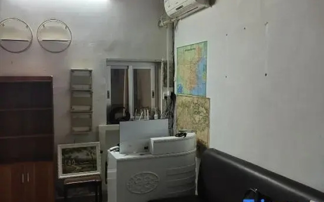Zhanjiang Old Street Corner Youth Hostel