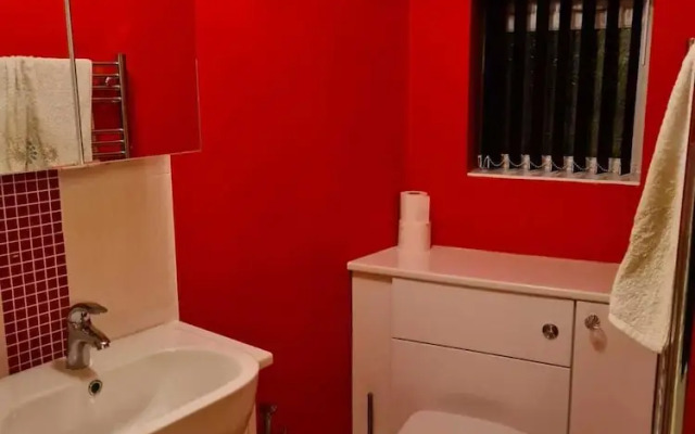 Luxurious, Stunning Detached Bungalow in Derby