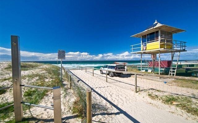 Villa Garfield Surfers Paradise