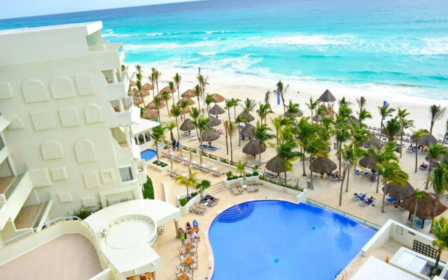 Hotel NYX Cancun All Inclusive