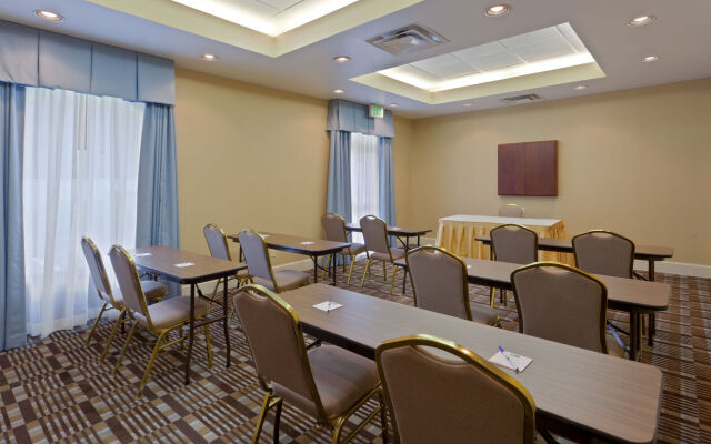 Holiday Inn Express Hotel & Suites Dover by IHG