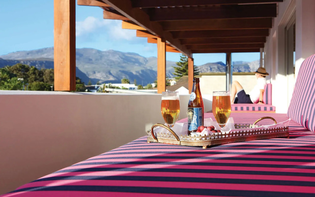 One Marine Drive Boutique Hotel