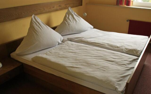 Pension zum Waldhotel
