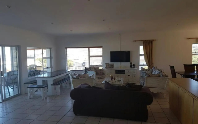 HERMANUS , SANDBAAI holiday house