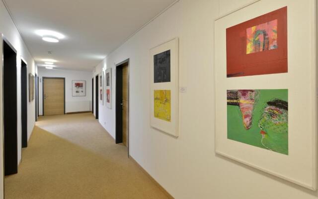 Goldener Adler Wattens