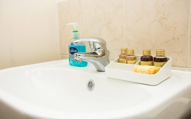 The Summit West End - 1BR Cosy Flat, Central, Wifi