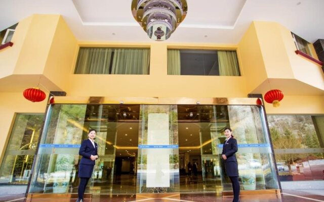 Jiuzhaigou Mingren Hotel