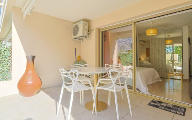 403 Le Zen in Cannes