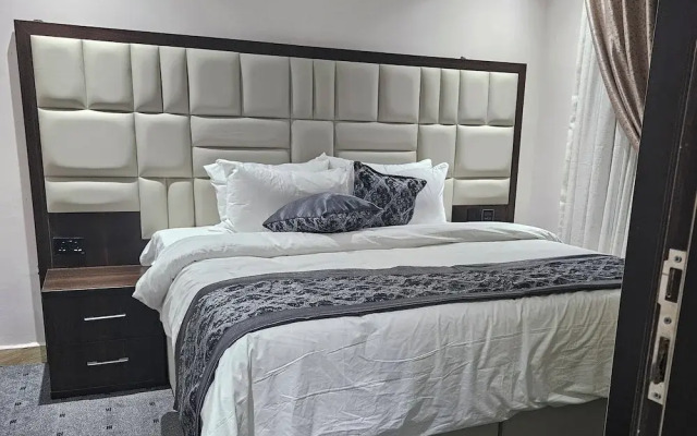 Anibex Luxe