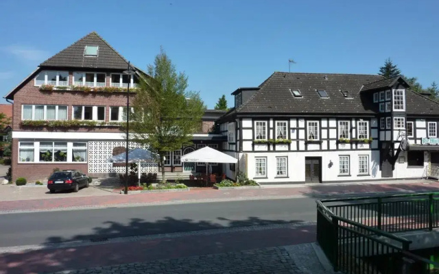 AKZENT Hotel Zur Wasserburg , bed & breakfast