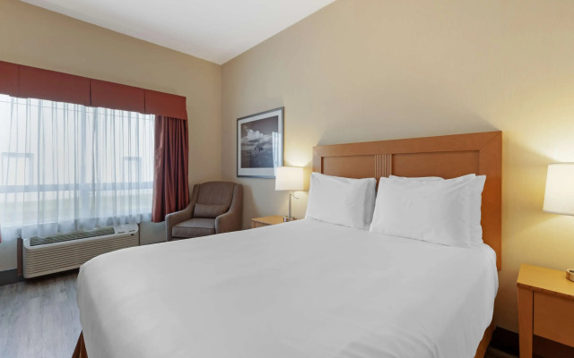 Best Western Grande Prairie Hotel & Suites
