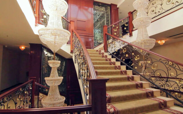 Hotel President Solin