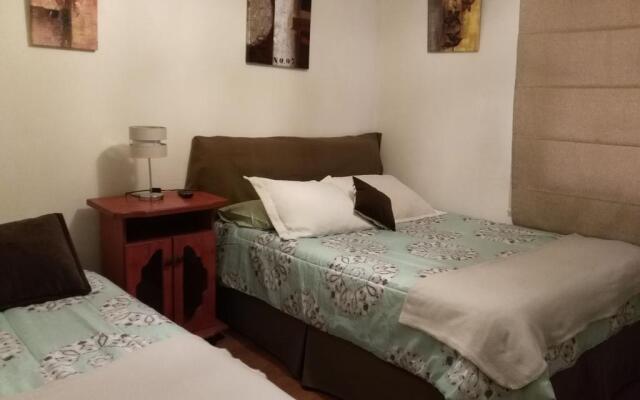 Hostal Rotonda Atenas