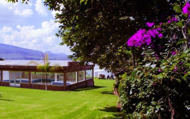 Casas Del Lago Club