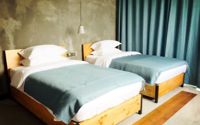 The Yard Guesthouse