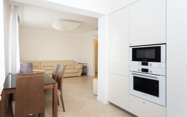 Апартаменты MinskLux De Luxe с 1 спальней