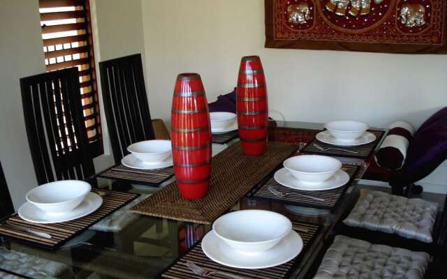 Belle Escapes - Latania Villa Palm Cove