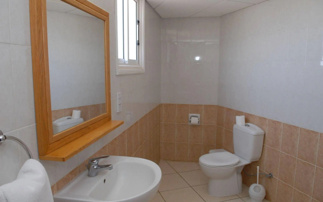 Maistrali Hotel Apartments & Bungalows