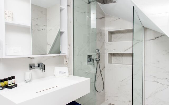Crystal villas & suites