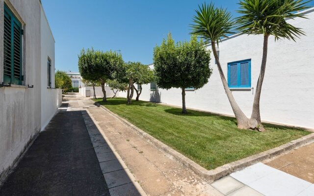 Homely Holiday Home in Otranto near Sea