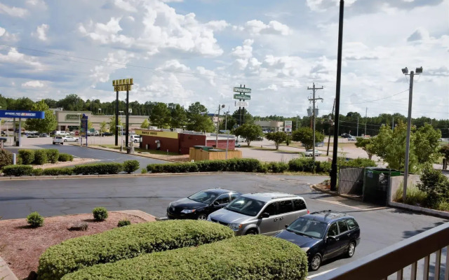 Rodeway Inn Harbison Area