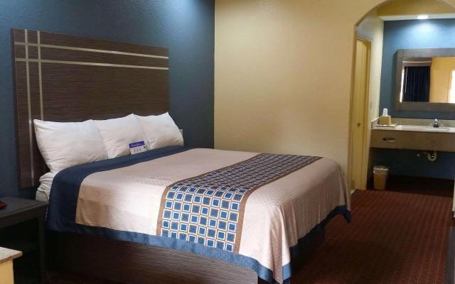 Americas Best Value Inn & Suites Houston NE