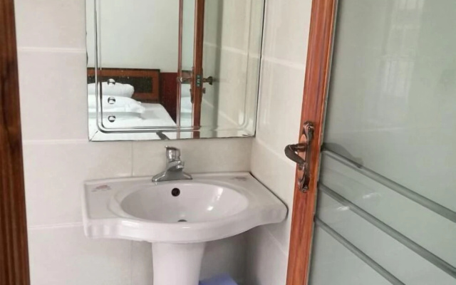 Xinyi Business Hotel – Bathroom – Shiyan