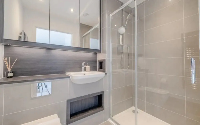 Modern 2 Bedroom Flat in Hackney