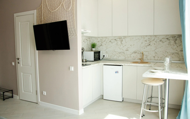 Delyuks na Pribrezhnoy 10 Deluxe Apartment