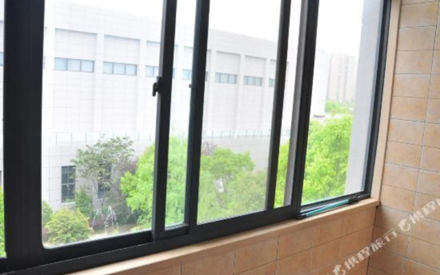 Ningbo Sports Hotel (Beilun Yintai Branch)