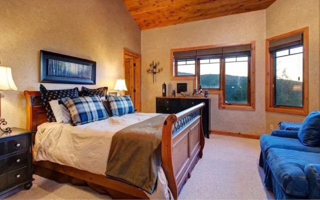 Bellearbor Townhome