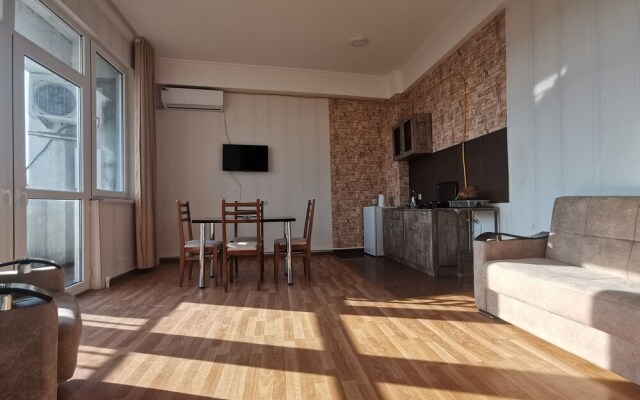 Gio Apartments